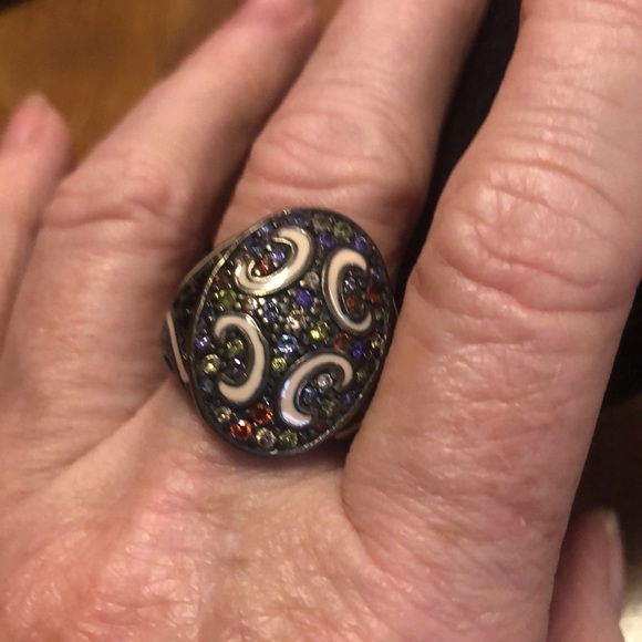 Pretty Costume Rhinestone Ring - Picture 16 of 16